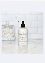 Load image into Gallery viewer, Milk & Pail - Wildflower Honey Goat Milk Lotion 8oz