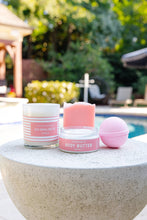 Load image into Gallery viewer, Old Whaling Company Magnolia Candle